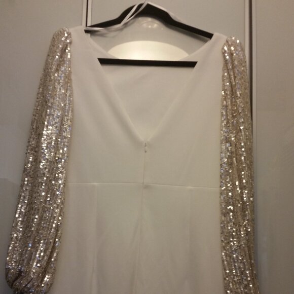 Ladies Eliza J evening gown, size 18 - Picture 2 of 2